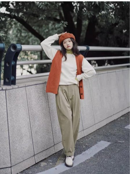 绿色裤子配什么颜色的上衣好看