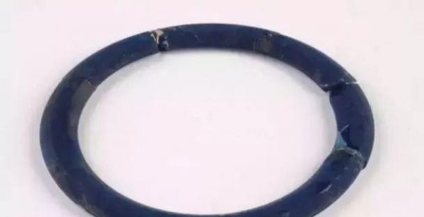 琉璃是什么意思