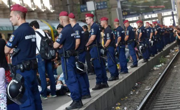 匈牙利人口及面积分别是多少