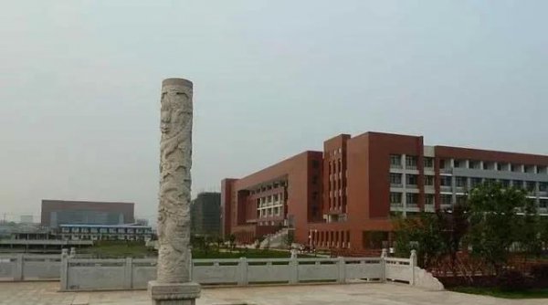 湖南工业大学是一本吗