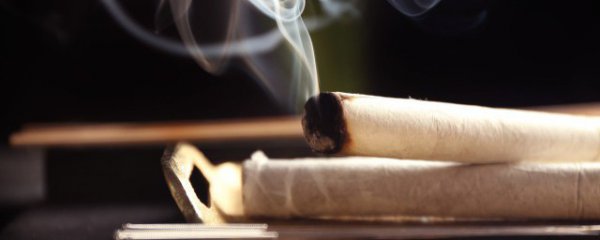 艾灸哪个位置去湿气