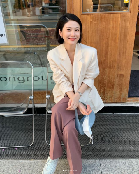 短发适合穿什么款式的衣服