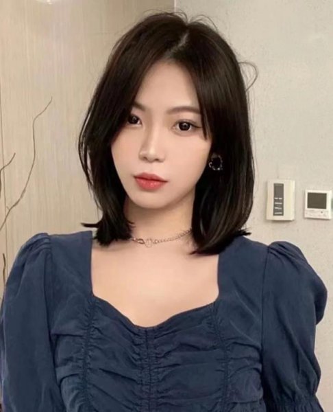 2023圆脸减龄最火短发