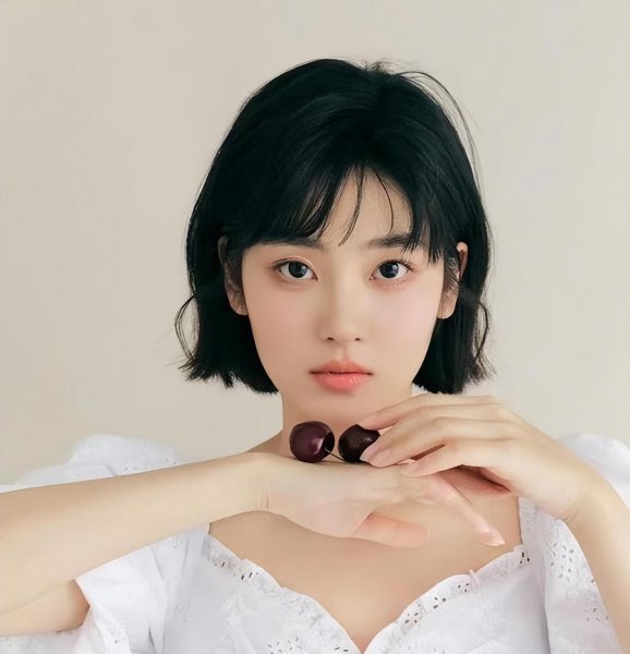 2023圆脸减龄最火短发