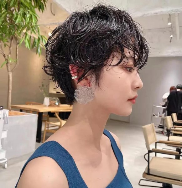 纹理烫睡一觉没了