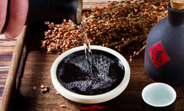 五瓶啤酒顶多少白酒