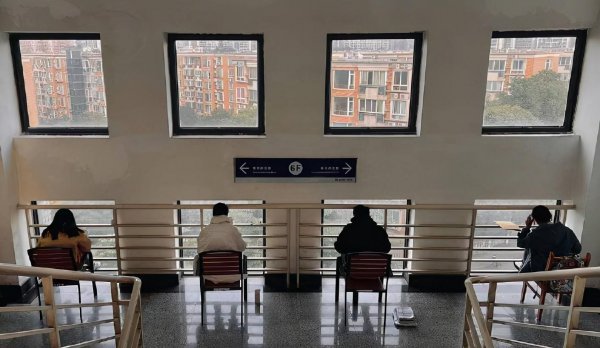 考研数学是花卷吗