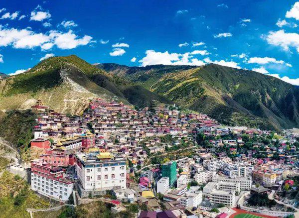 白玉县海拔多少米高