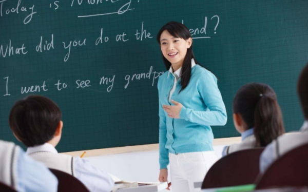 教初中累还是小学累