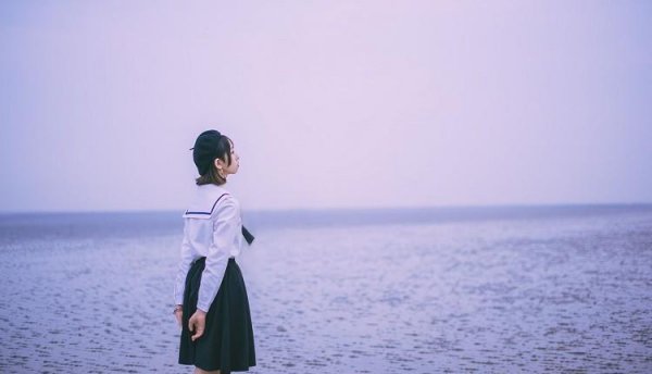 异性同事之间越界的表现