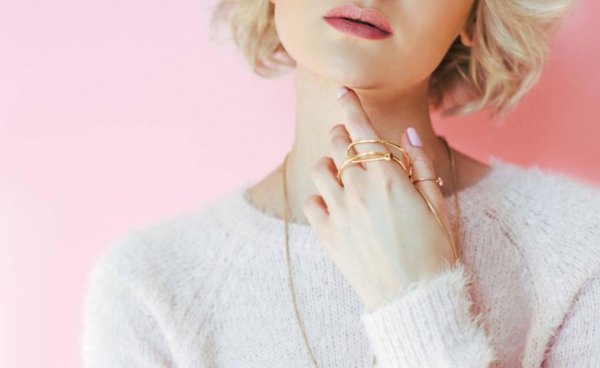 狮子座男人爱上一个女人的表现