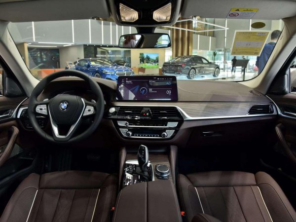 奥迪a6和宝马5系哪个好