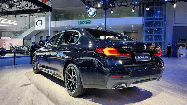 奥迪a6和宝马5系哪个好