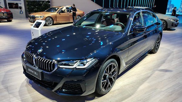 奥迪a6和宝马5系哪个好