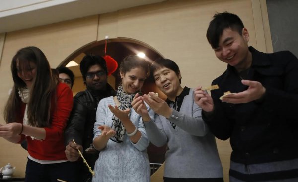 北京语言大学是211吗