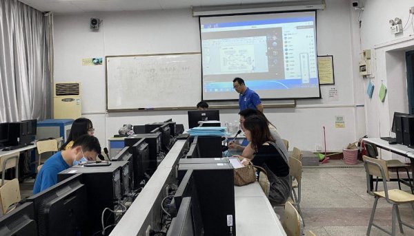 女生学计算机可以从事什么职业