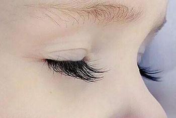 怎样长睫毛最好最快的小窍门