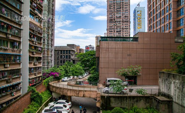 一个重庆相当于几个上海的面积