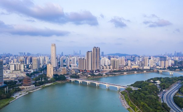 一个重庆相当于几个上海的面积