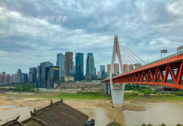 一个重庆相当于几个上海的面积