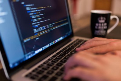 电脑编程是什么意思 程序员所谓编程到底是什么