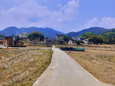 怎么判断城镇户口和农村户口的关系 怎么看自己户口性质