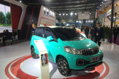 一万元左右的老年四轮电动车 一万元以内的电动老年代步车