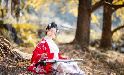 心情低落是什么原因造成的 当心情低落时该怎么调节