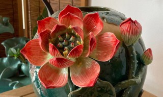 荷花摆件放家里好吗 荷花摆件可以摆家里吗