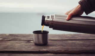 新买保温杯怎么清洗 新买保温杯的清洗方法