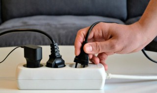 插座发黄怎么清洗变白 插座发黄如何清洗