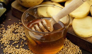 如何分辨蜂蜜的好坏呢 怎样分辨蜂蜜品质的好坏呢