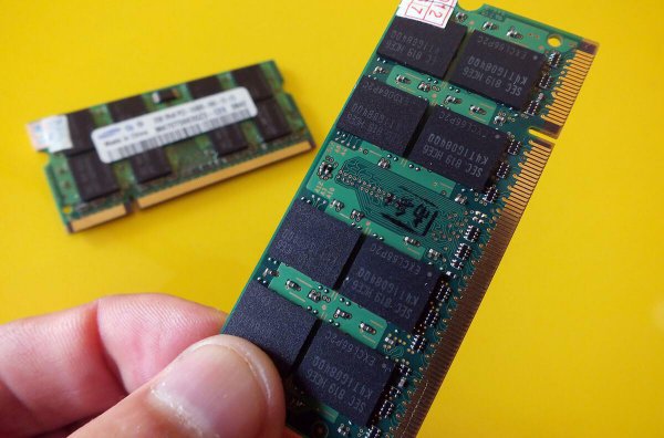 单条16g和双8g差距大吗