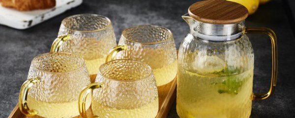 水杯上刻什么有意义