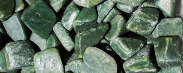 翡翠原石怎么去皮