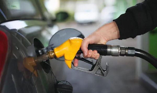 92汽油和95汽油混着加有影响吗