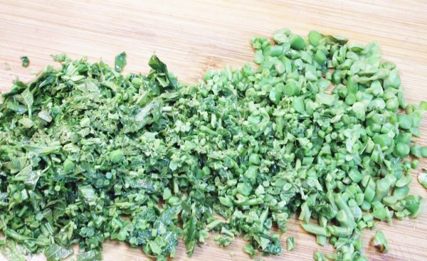 香椿炒鸡蛋怎么炒需要焯水吗