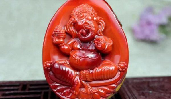 南红和玛瑙是一种东西吗