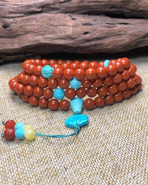 南红和玛瑙是一种东西吗