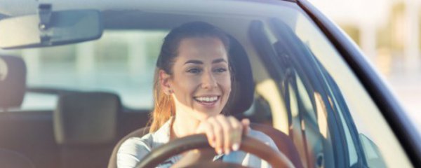 车窗倒车影像起雾解决方法