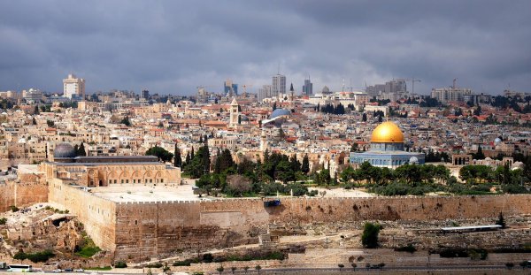 中东被称为什么之地