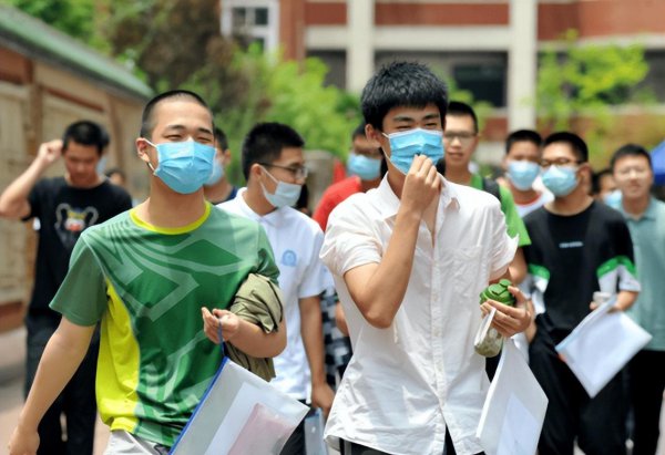 成绩一般的孩子高中怎么选科