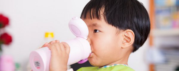 送孩子的水杯怎么刻什么字