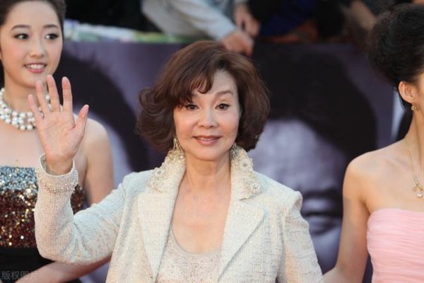 70多岁可以染头发吗