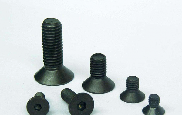 不锈钢发黑如何处理恢复原色