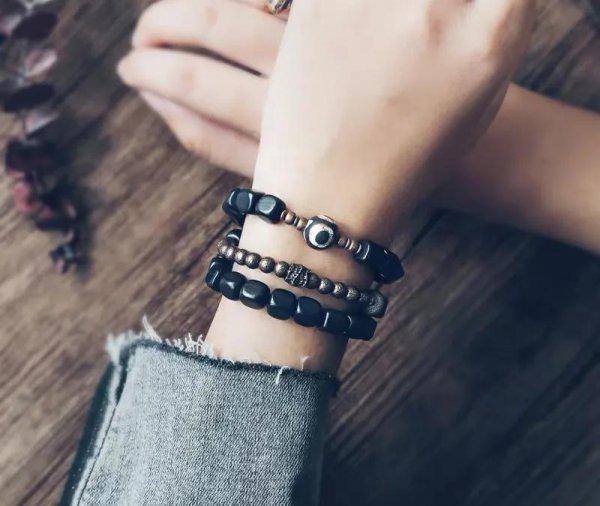 女人戴什么手串最养人