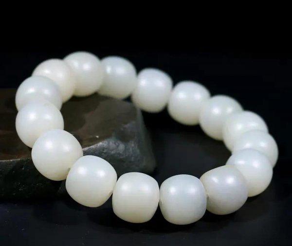 女人戴什么手串最养人