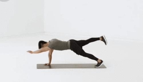 腹肌锻炼方法最快学生