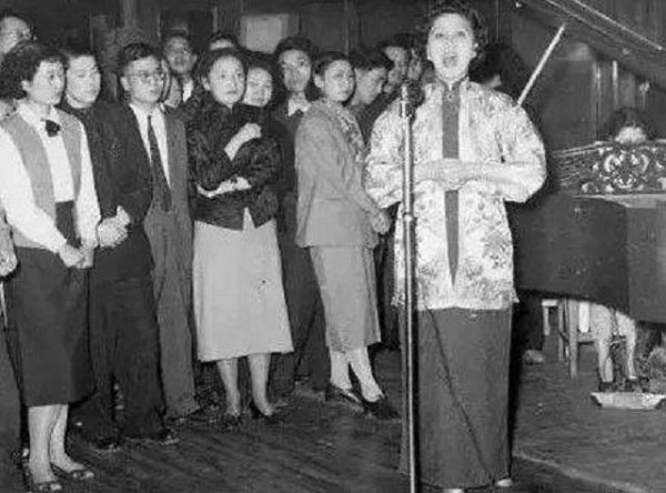 蒋英简历及个人资料