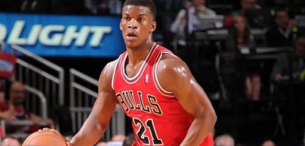 21号球衣号码的篮球明星